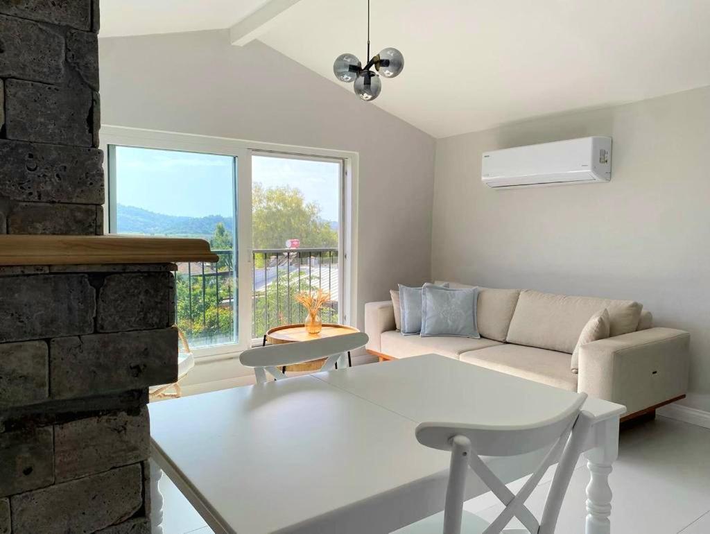 Airport Blue Eye Apartment Dalaman Best Location Also Suitable For Day Rentals Ideal For Air Travelers, 5 Km Close To Airport Екстер'єр фото